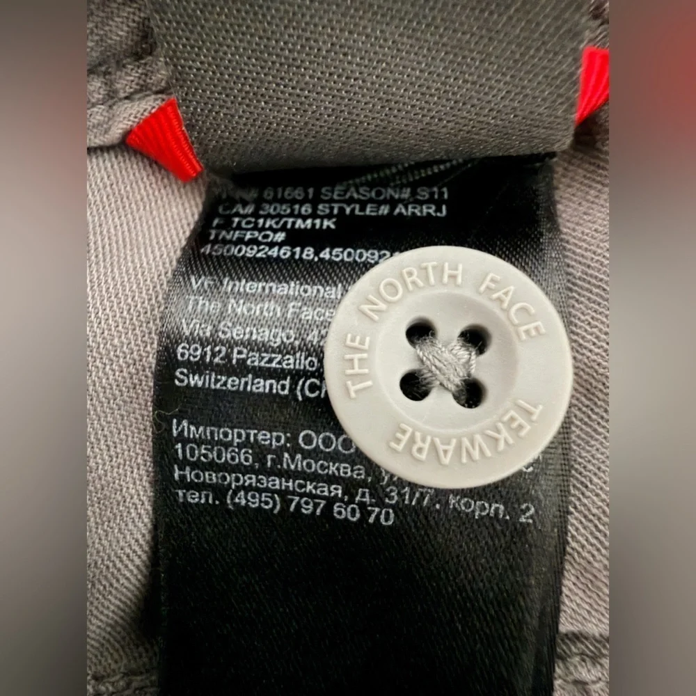 The North Face Gray Roll Up  Hem Hiking Pants Size men’s Size M